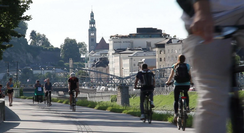 Fahrradfahrer*innen am Rudolfskai